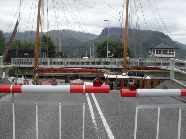 canal-neptune-pont