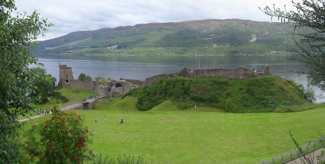 uquhart-castle